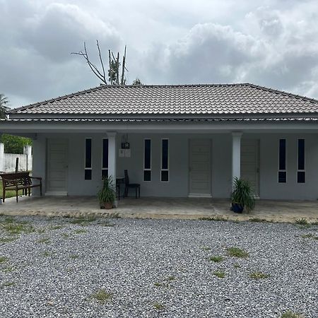 Cahaya Roomstay Кангар Екстериор снимка